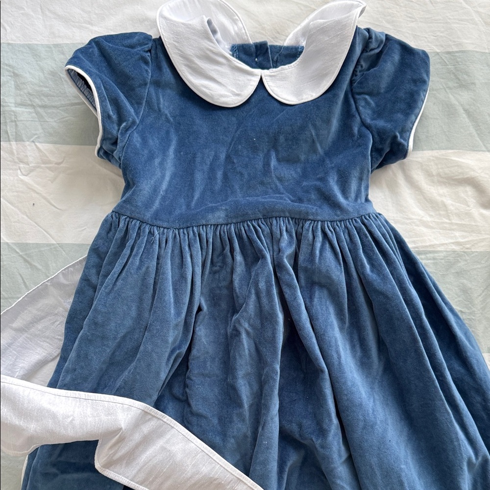 Elegant Kids Velvet Dress with White Collar